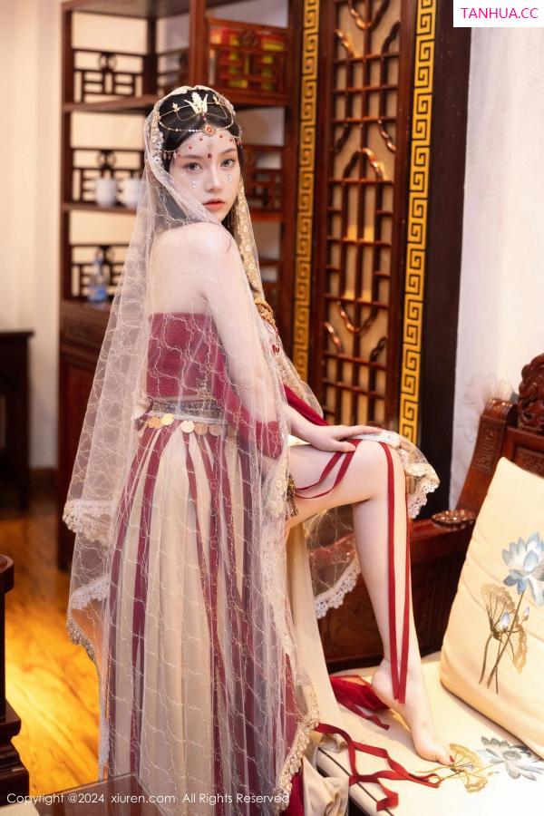 豆瓣酱  [XiuRen]高清写真图 2024.04.07 No.8349 豆瓣酱 美乳性感第24张图片